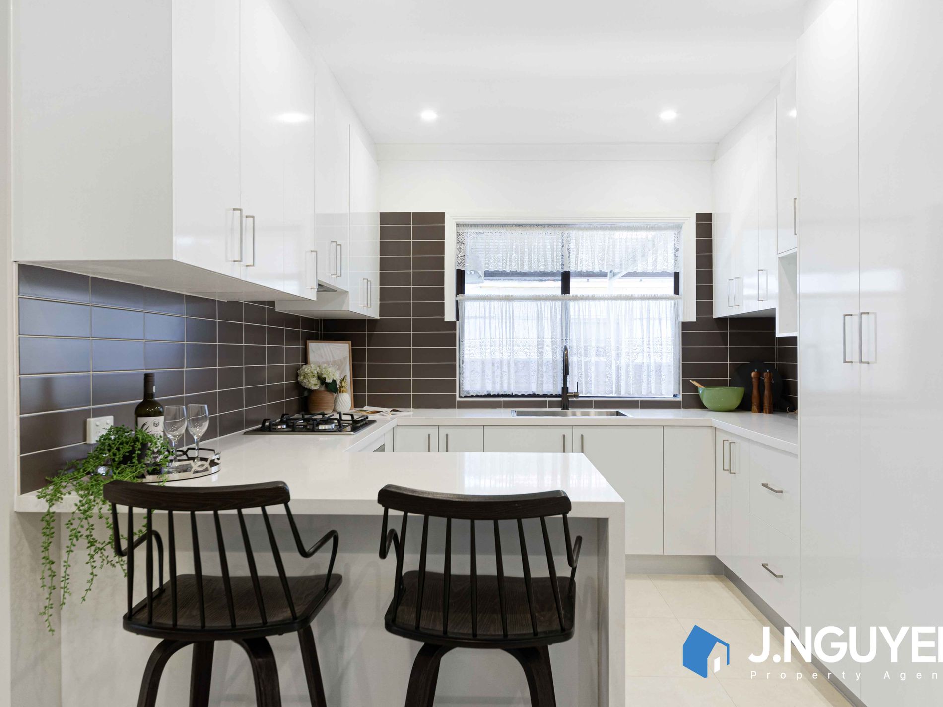 87 Hollywood Drive, Lansvale