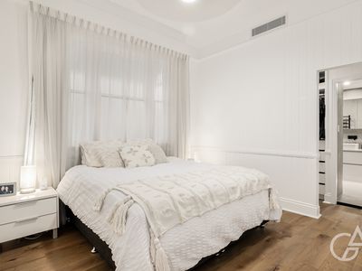 12 Bangalla Street, Auchenflower