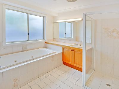 23 Candlewood Close, Mooloolaba