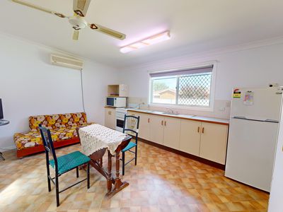 11 Villiers Avenue, Dubbo