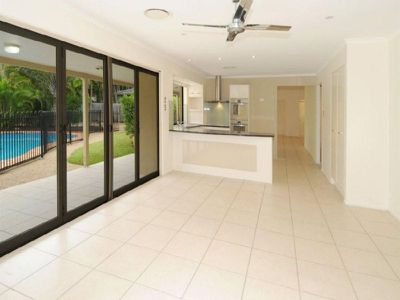 33 Candlewood Close, Mooloolaba