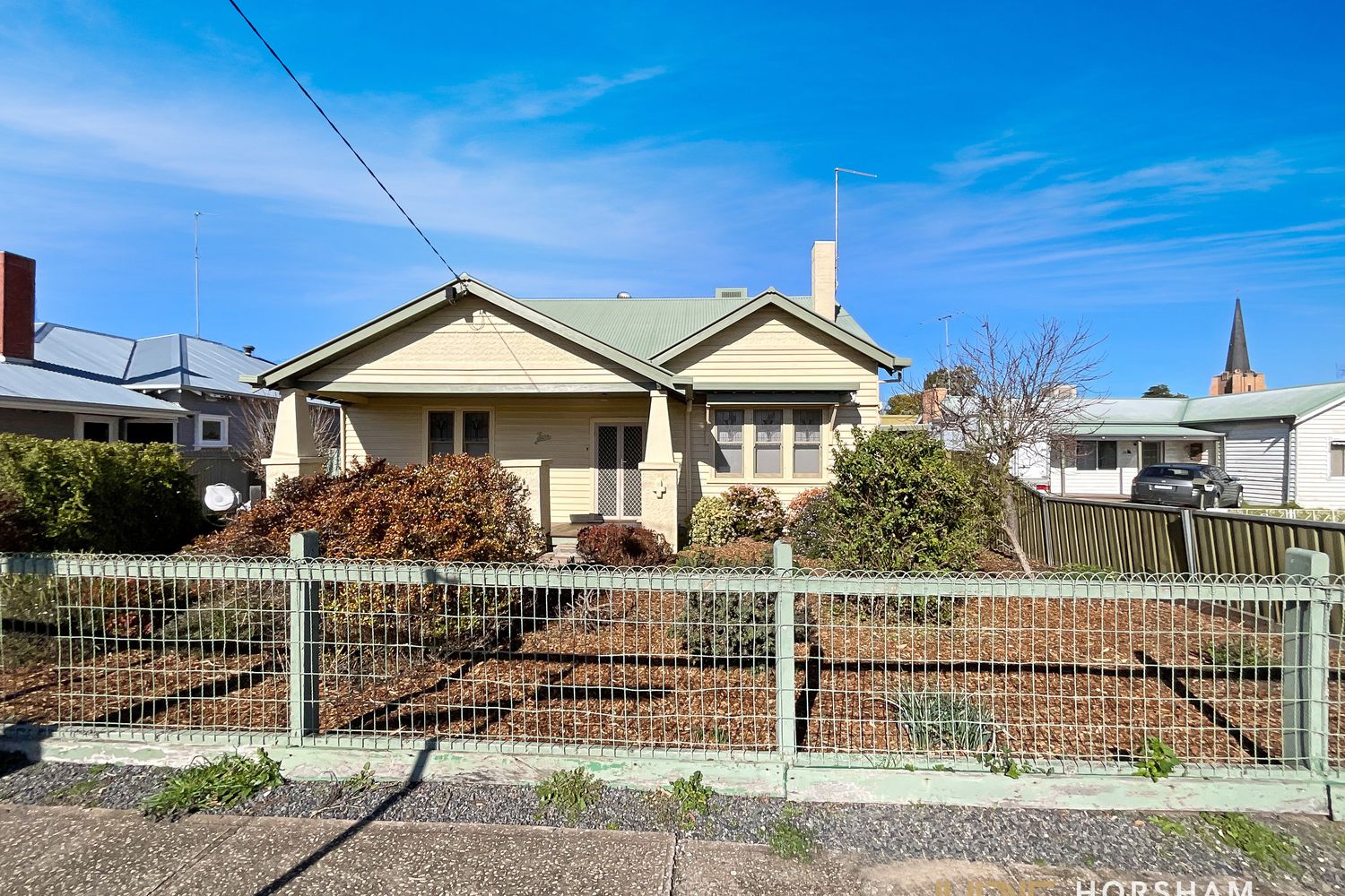 2 Bowden Street, Horsham