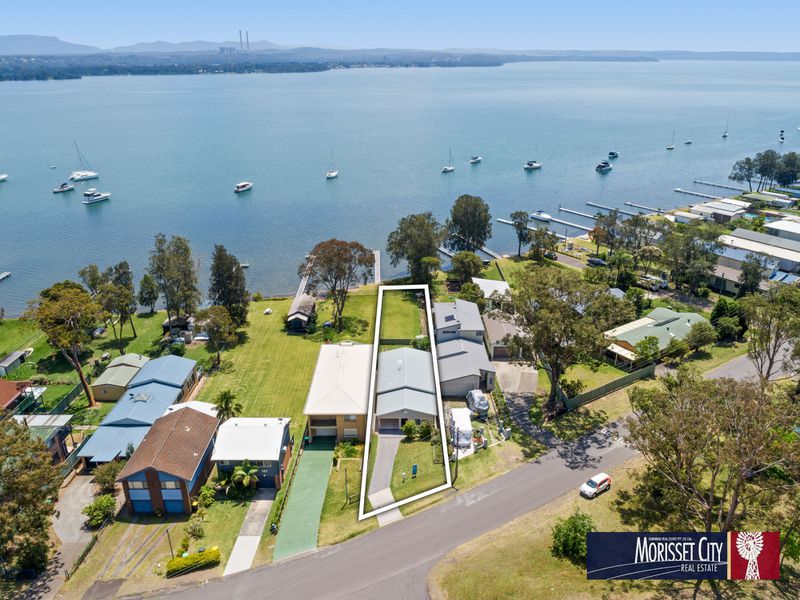 111 Grand Parade, Bonnells Bay