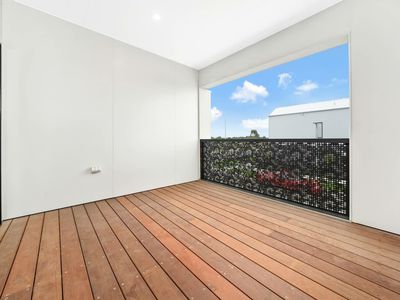 4 Outfield Road, Clyde