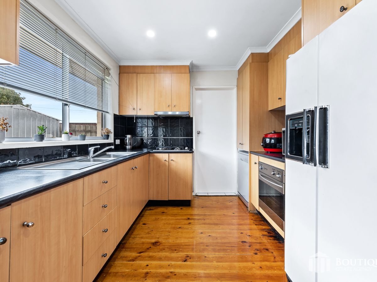 4 Cosier Drive, Noble Park