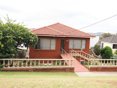 1 / 132 Lakeview Parade, Primbee