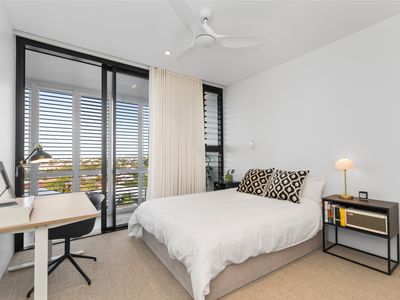 1 Balmoral Drive, Castle Hill
