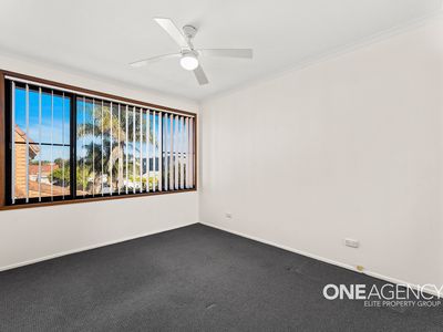 2 / 101 Pur Pur Avenue, Lake Illawarra