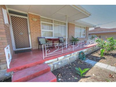 33 Bradley Street, Yokine