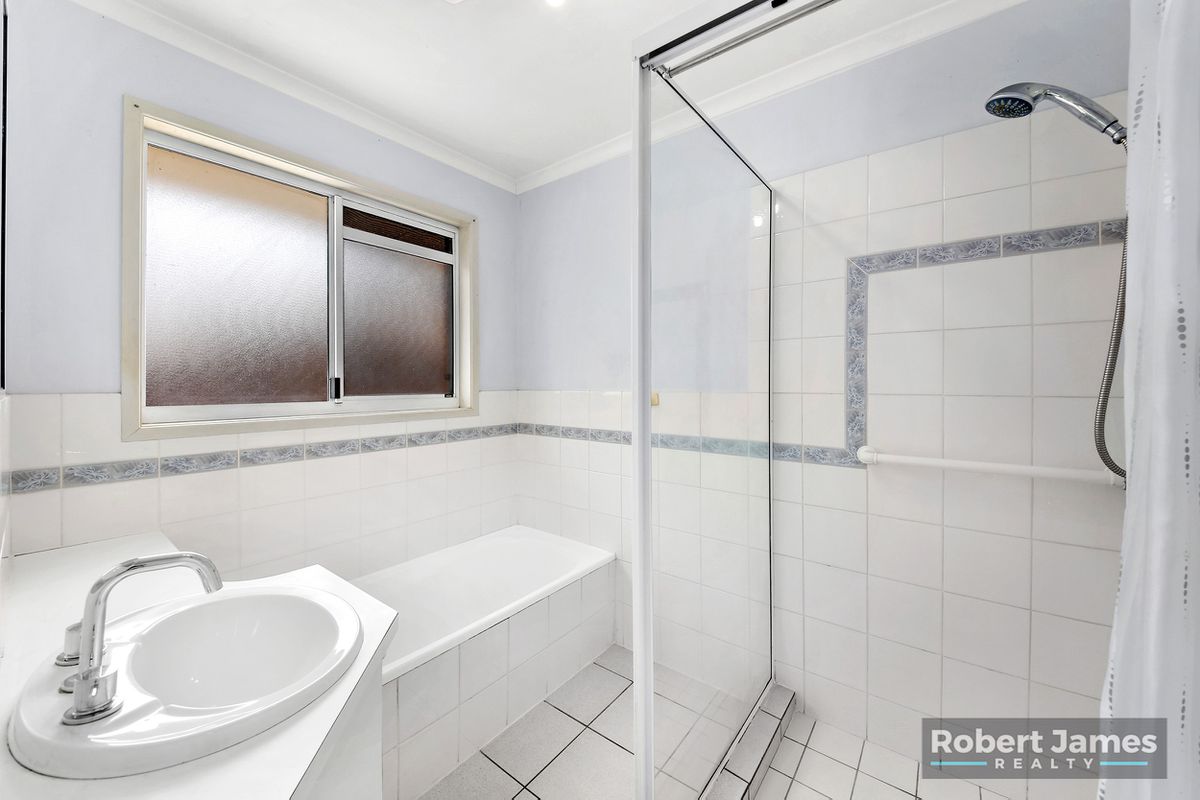 1 Hooper Crescent, Tewantin