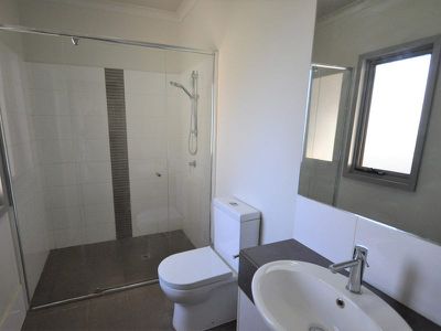 15 SPINIFEX Street, Newman