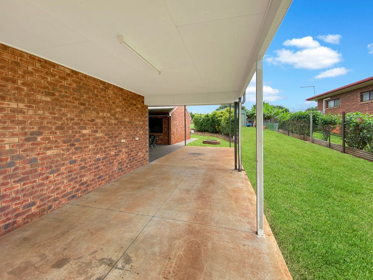 43 Tower Avenue, Atherton