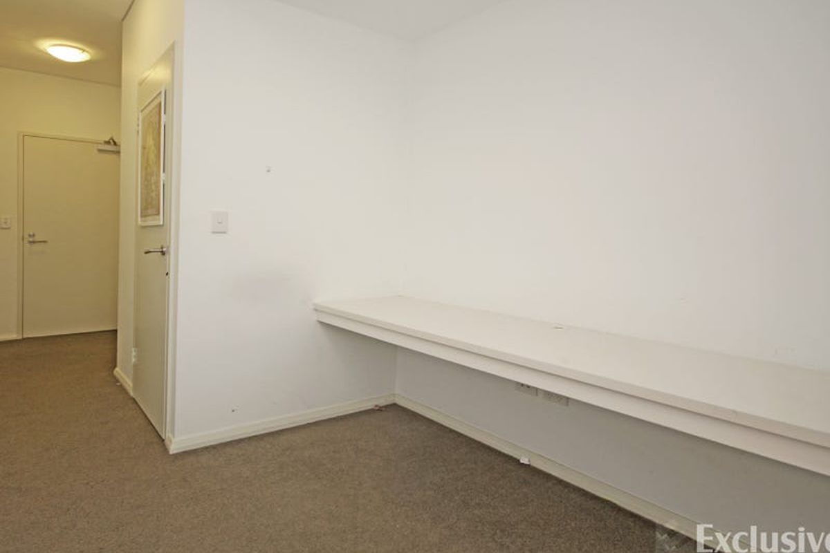 1006 / 2D Porter Street, Ryde