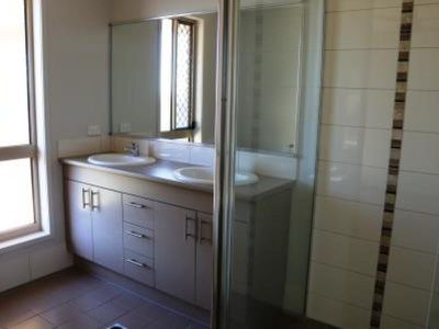 16 Mia Court, Kawungan