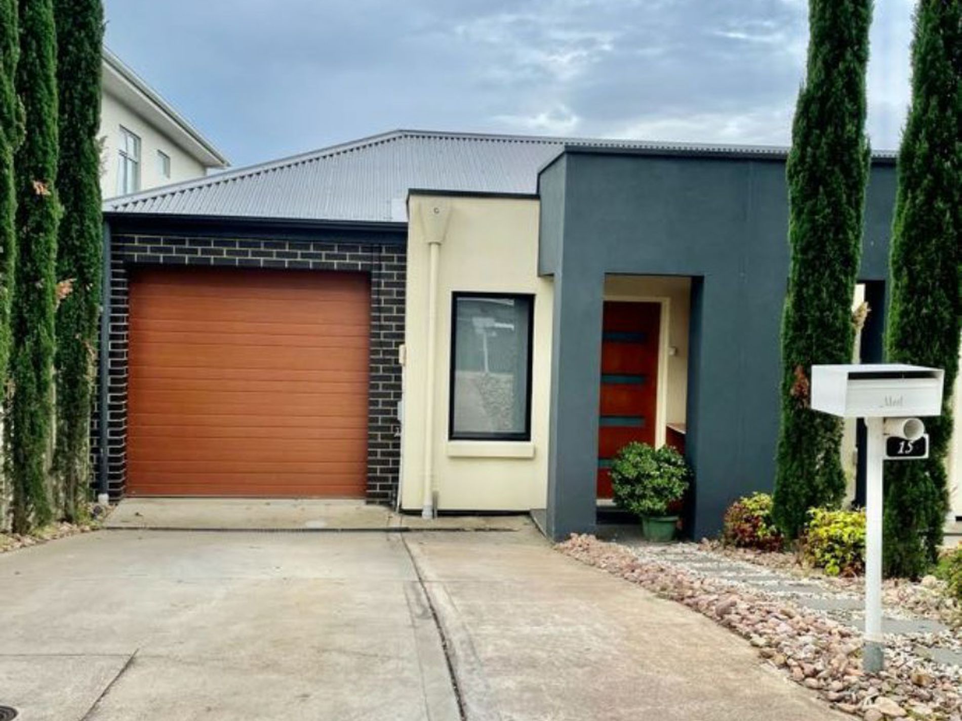 15 McKay Street, Dover Gardens