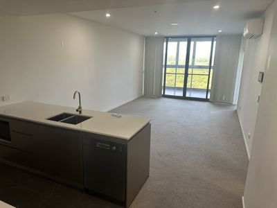9066 / 7 Bennelong Parkway, Wentworth Point
