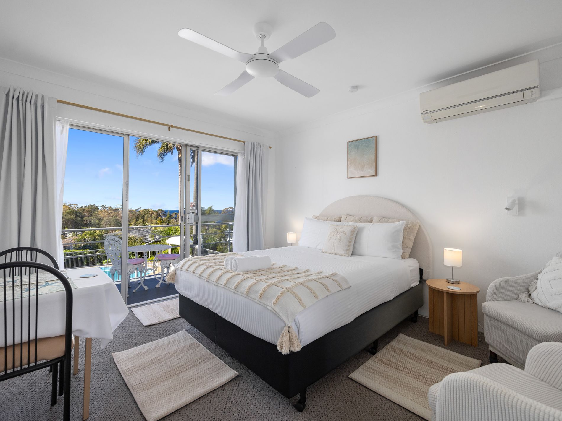 10 Princes Highway, Mollymook