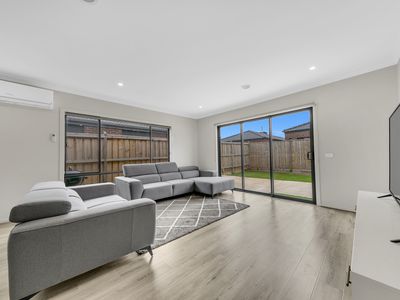 60 Cloudburst Avenue, Wyndham Vale