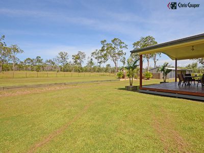 12 OAKES DRIVE, Burrum Heads