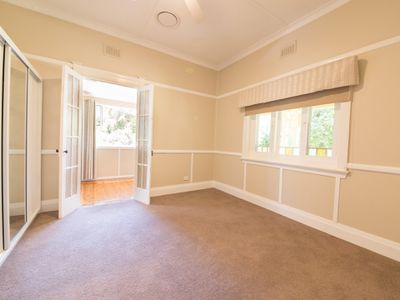 11 Dalton Street, Dubbo