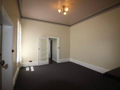 1 / 12 Thomas Street, Geelong West