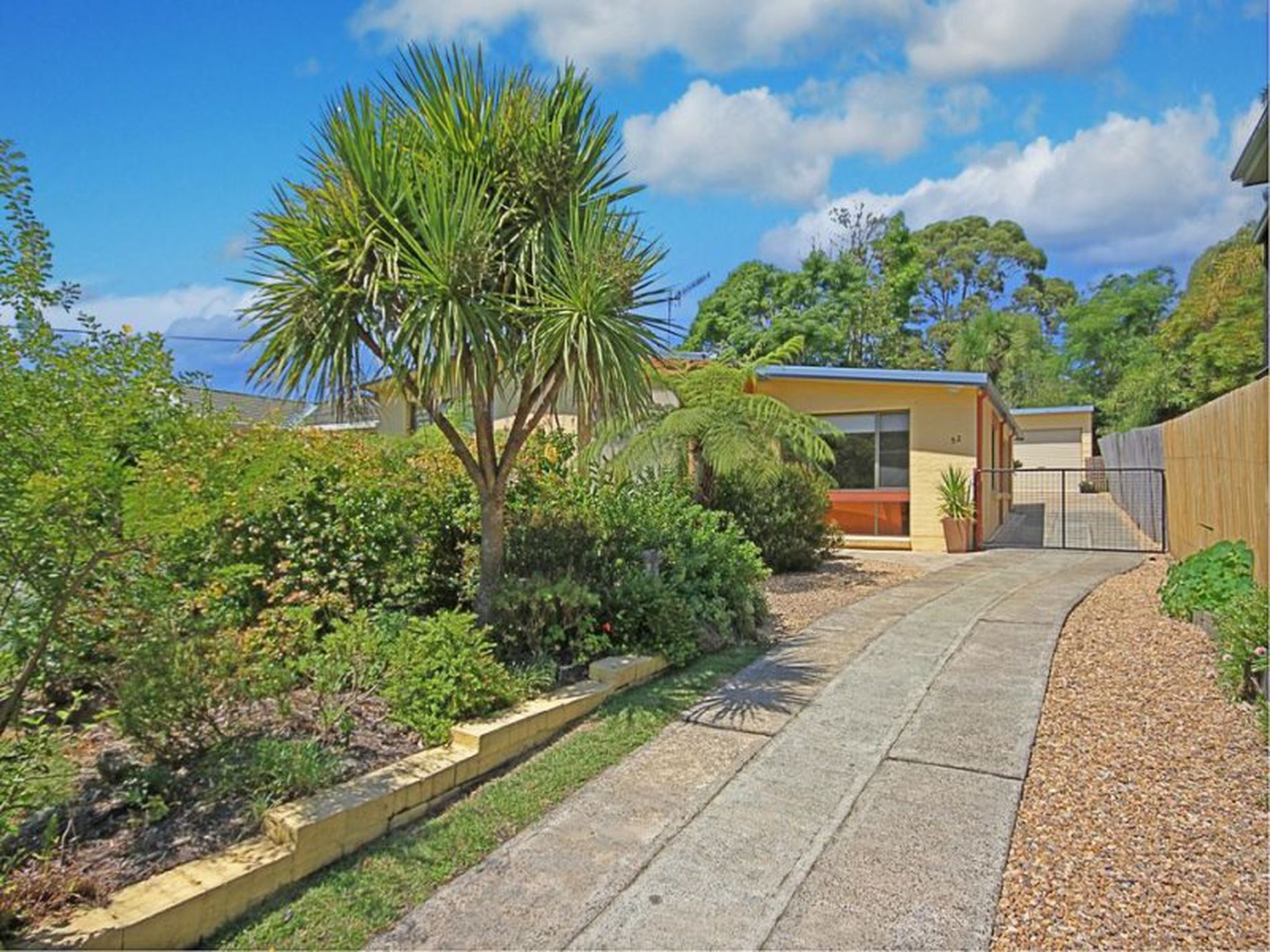 52 Wallaroy Drive, Burrill Lake