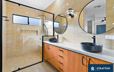 11 Lausanne Way, Canning Vale