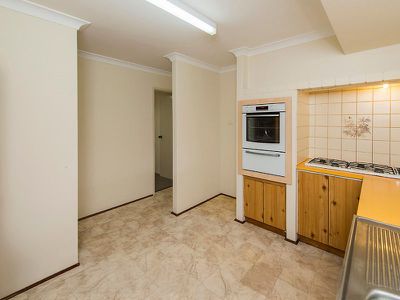 1 / 15 Rentney Way, Willetton