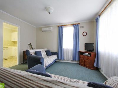 11 Girraween  Cres, Lake Illawarra