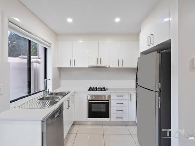 2 / 144 Adelaide Street, St Marys