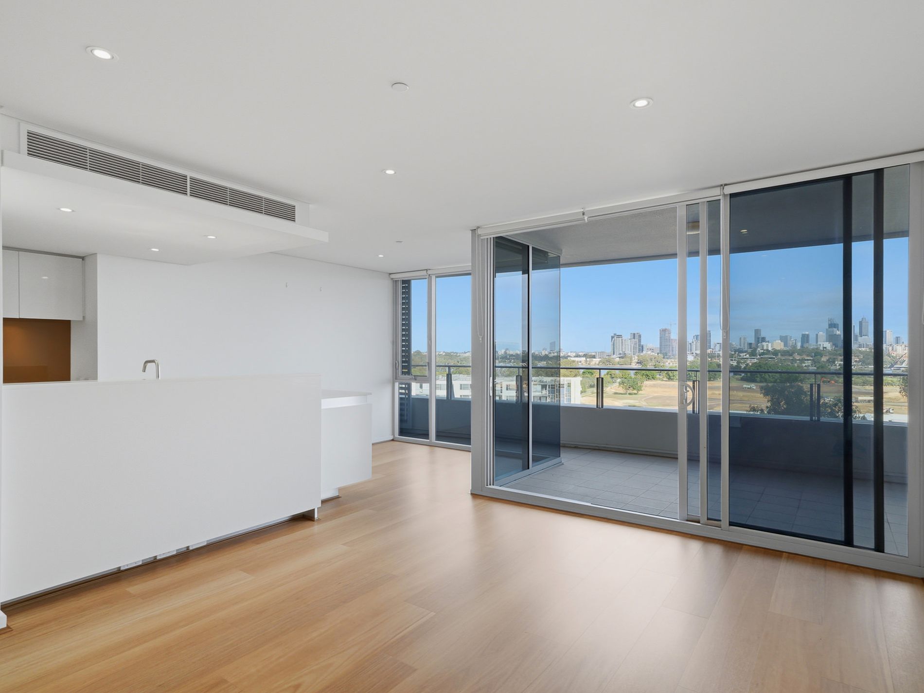 601 / 30 The Circus, Burswood