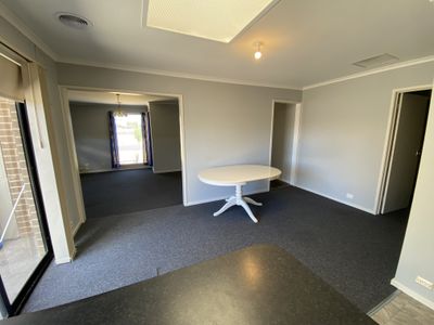 36 Spring Drive, Hoppers Crossing