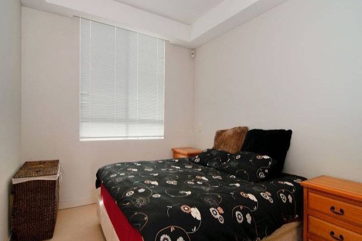 207 / 5  Stromboli Strait , Wentworth Point