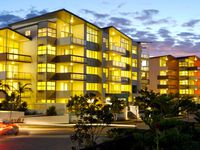 60 Riverwalk Avenue, Robina