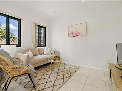 2B Broxbourne Street, Westmead