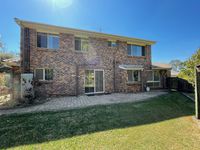 4 Wyambi Place, Middle Park