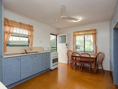 2 Sunbird St, Inala