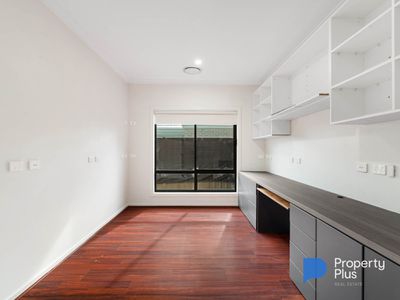 67 Blossom Drive, Epsom