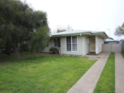 13 Higgins Street, Wangaratta