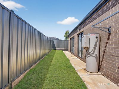 86 Highline Boulevard, Truganina