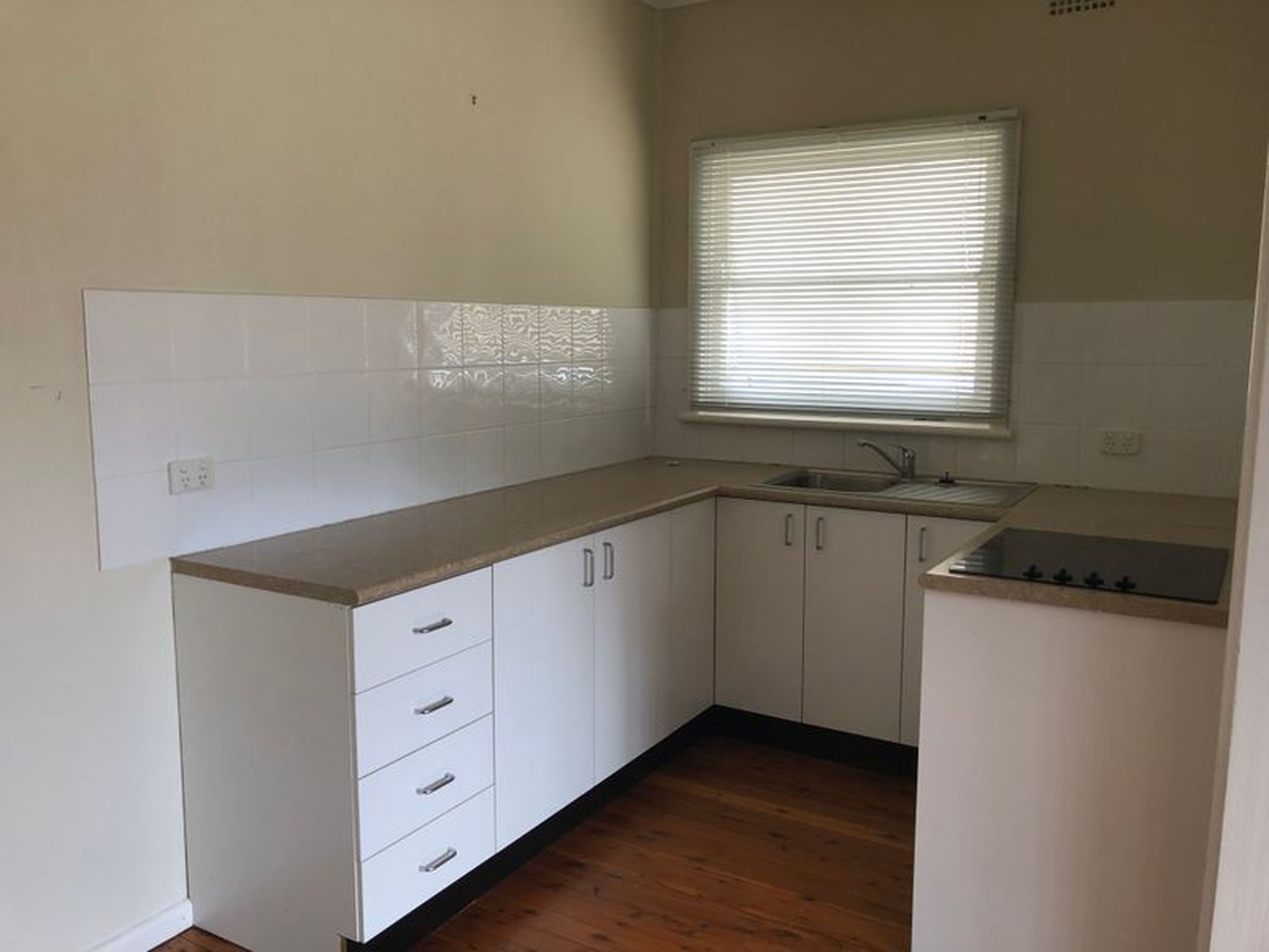 75 Second Avenue, KINGSWOOD