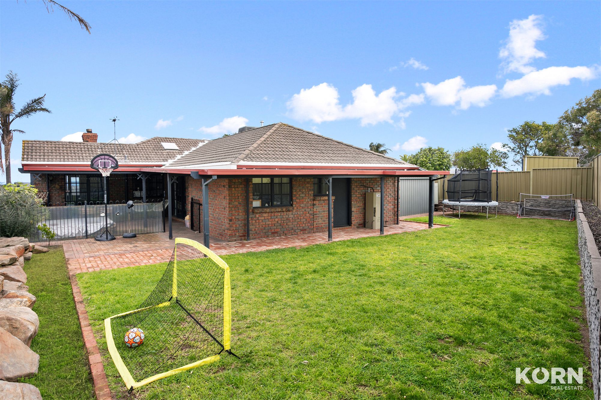 16 Lapwing Street, Hallett Cove