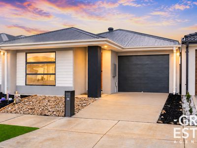 62  Reef Circuit, Clyde