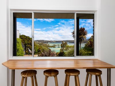 11 Hillcrest Avenue, North Narooma