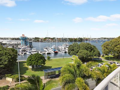 33 / 56 River Esplanade, Mooloolaba