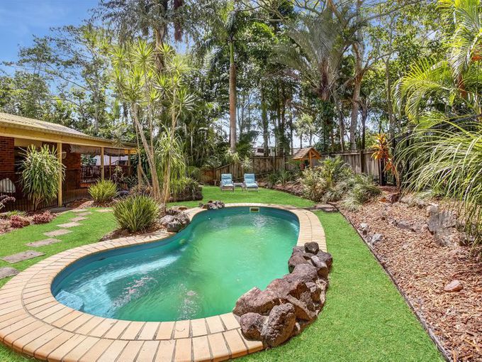 77 Ninderry Road, Bridges