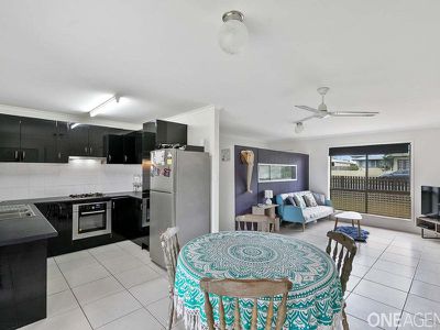 28 Caringa Street, Urangan