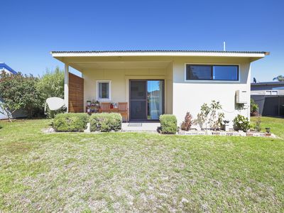 9 Hyland Avenue, Narooma