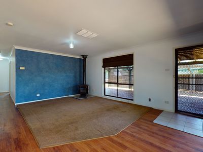 7 Barlow Court, Dubbo