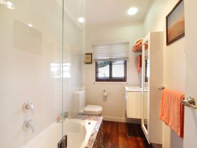 22 Anne, Kenilworth